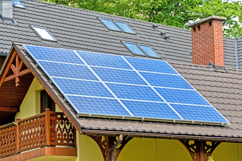 chauffagiste-DRAP-min_solar-panels-1477987